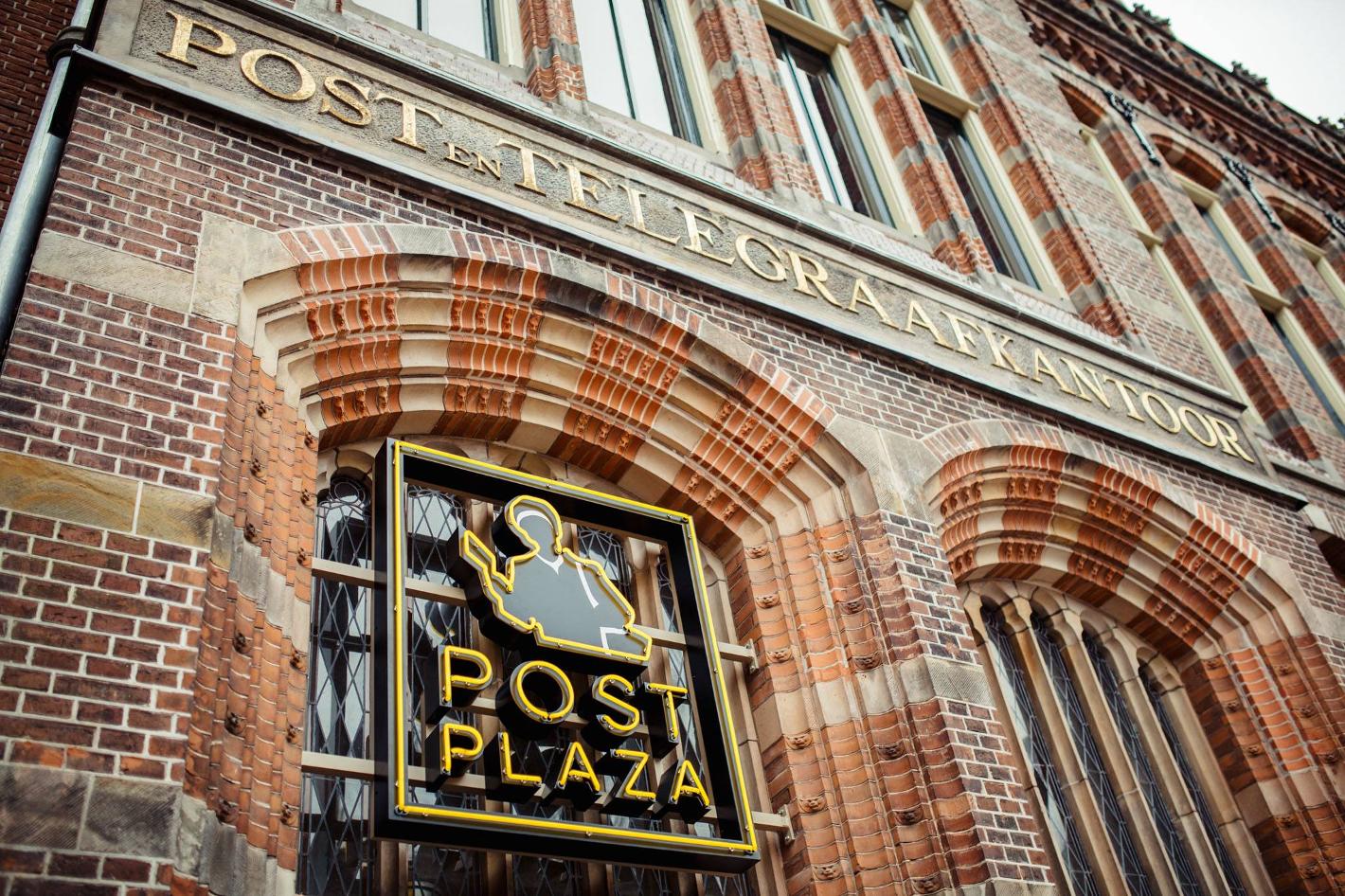Foto Post-Plaza Hotel & Grand Café in Leeuwarden, Slapen, Hotels & logies - #1