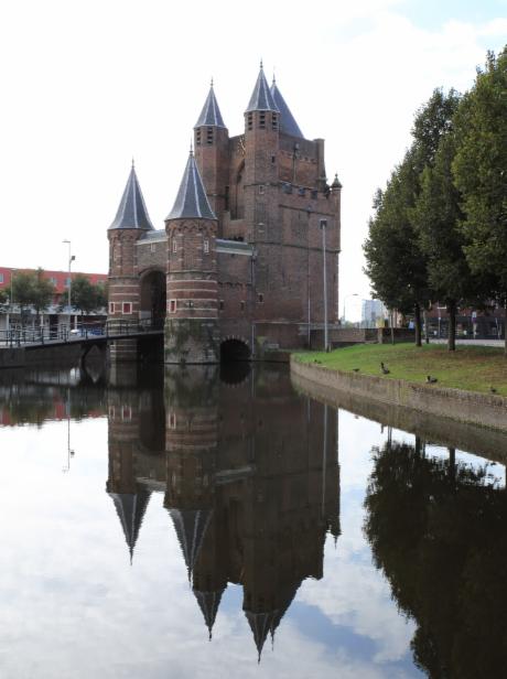 Foto Amsterdamse poort in Haarlem, Zien, Bezienswaardigheden