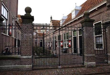 Foto Sint Pietershof in Hoorn, Zien, Buurt, plein, park, Activiteiten
