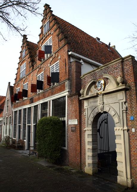 Foto Claes Stapelhof in Hoorn, Zien, Bezienswaardigheden