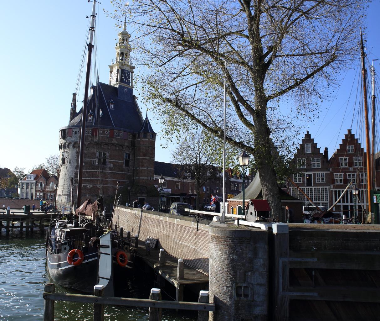 Foto De Hoofdtoren in Hoorn, Eten & drinken, Koffie, Lunch, Borrel, Diner - #5