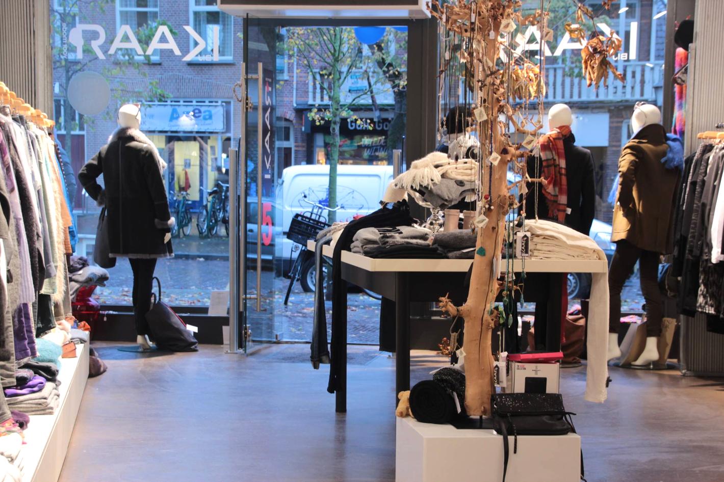 Foto Bij KAAR, Hart voor Mode in Hoorn, Winkelen, Gezellig shoppen - #2