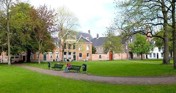 Foto Martinikerkhof in Groningen, Zien, Buurt, plein, park - #2