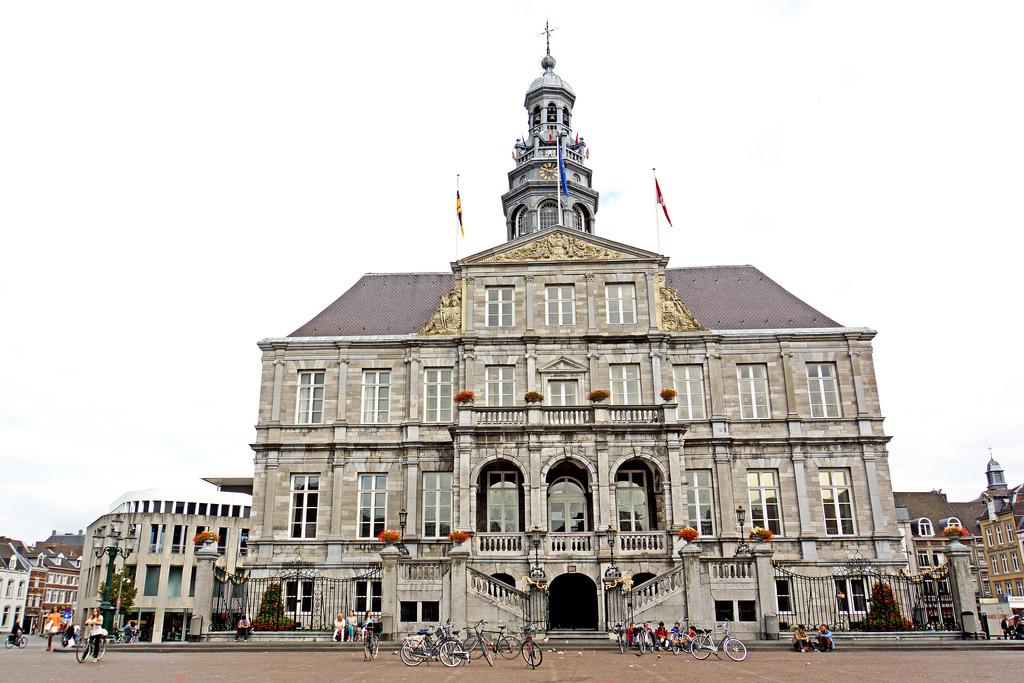Zien Maastricht Stadhuis Markt Centrum