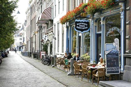 Foto Stads-koffyhuis in Delft, Eten & drinken, Koffie, thee & gebak, Lunchen