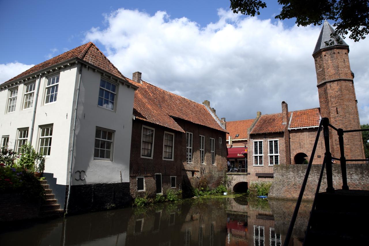 Foto Zuidsingel in Amersfoort, Zien, Buurt, plein, park - #1