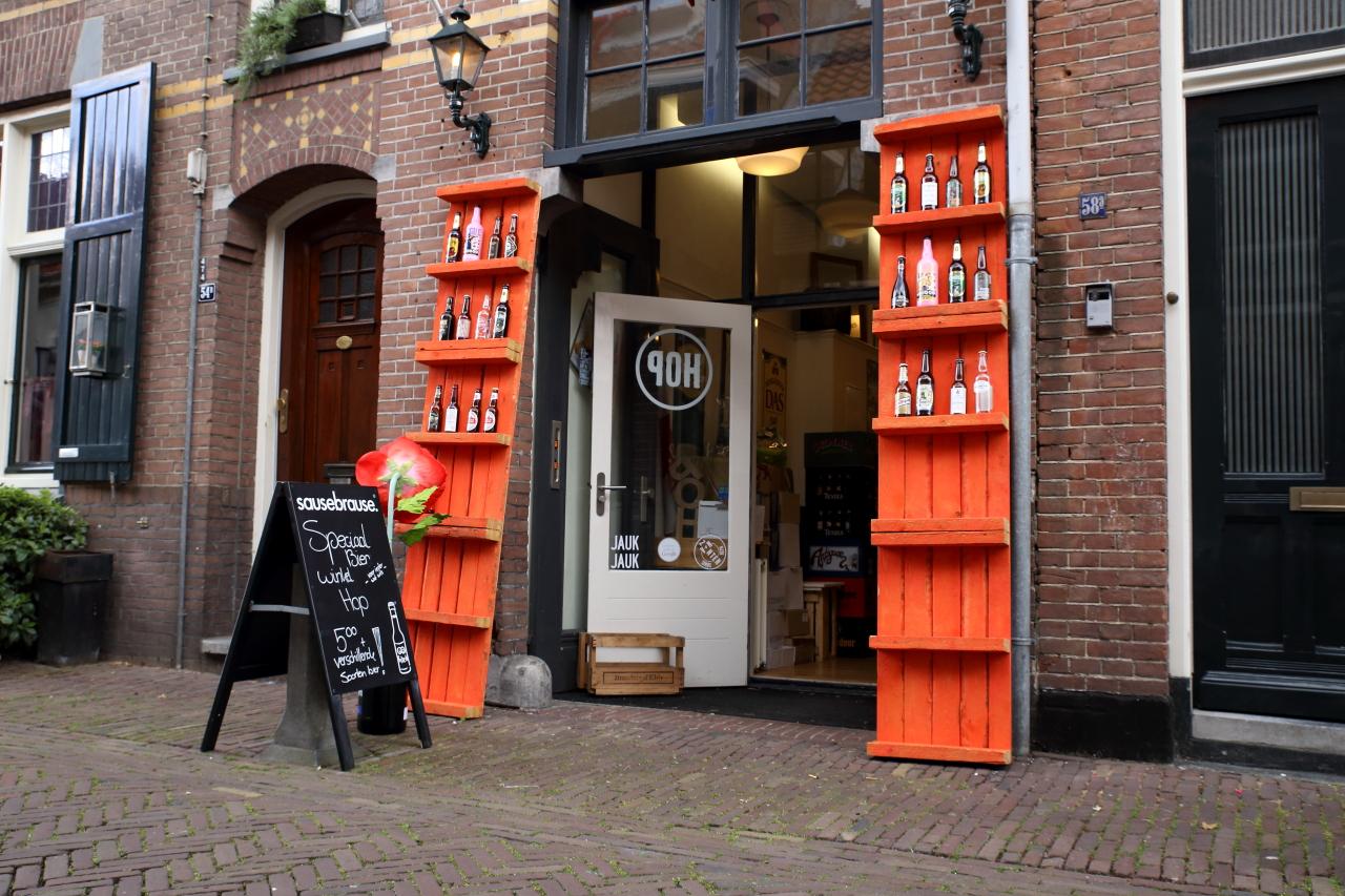 Foto Bierwinkel Hop in Amersfoort, Winkelen, Kado's & geschenken, Delicatessen & lekkerijen - #2