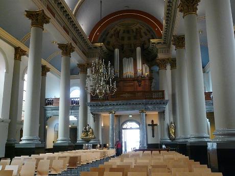 Foto Sint Antoniuskathedraal in Breda, Zien, Bezienswaardigheden