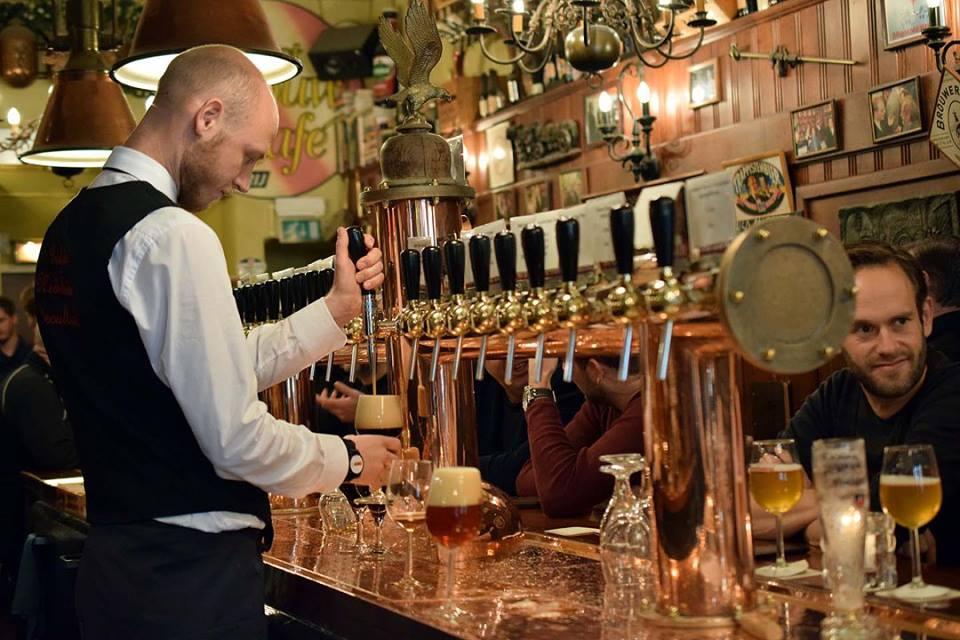 Foto Proeflokaal Arendsnest in Amsterdam, Eten & drinken, Borrelen - #1