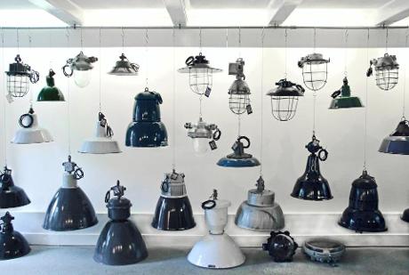 Foto 360volt where light tells the story in Amsterdam, Winkelen, Wonen & koken