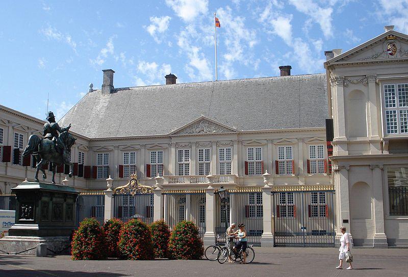 Foto Paleis Noordeinde in Den Haag, Zien, Plek bezichtigen - #1