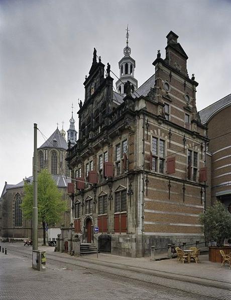 Foto Oude Stadhuis in Den Haag, Zien, Plek bezichtigen