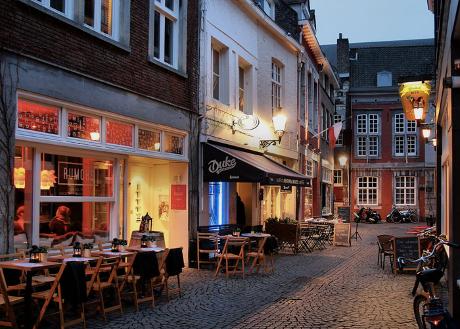 foto stadsgids van winkelstad Maastricht met tips leuke winkels, lunchrooms, restaurants, cafés, bezienswaardigheden en andere bijzondere plekjes