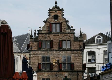 foto stadsgids van winkelstad Nijmegen met tips leuke winkels, lunchrooms, restaurants, cafés, bezienswaardigheden en andere bijzondere plekjes