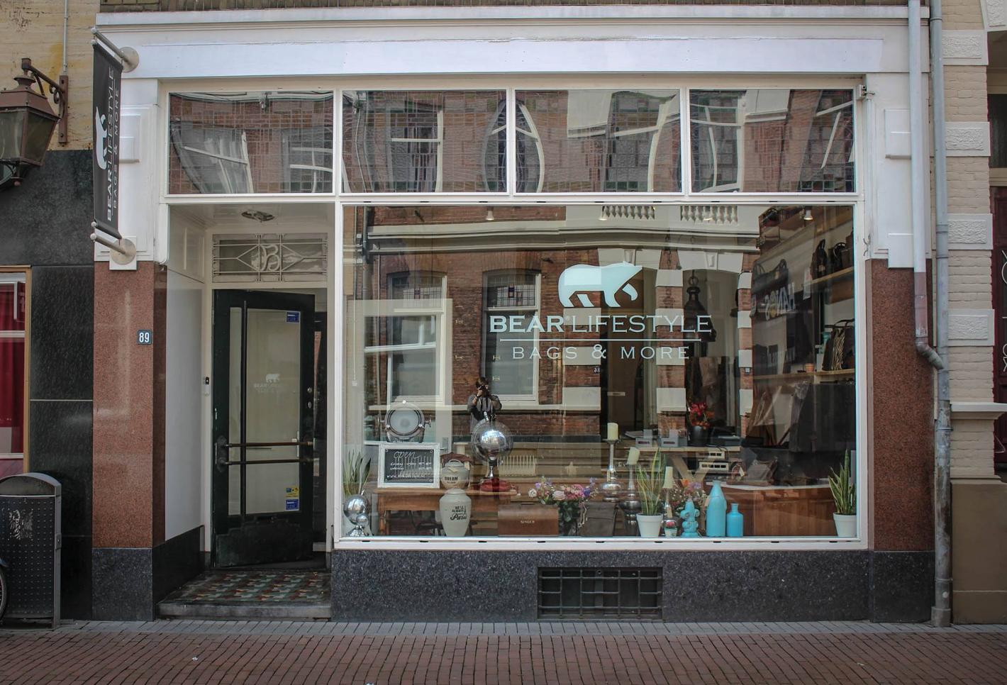 Foto BEAR Lifestyle in Nijmegen, Winkelen, Mode & kleding - #1