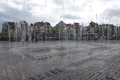 Foto Beestenmarkt in Leiden, Zien, Buurt, plein, park