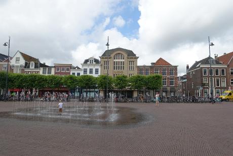 Foto Beestenmarkt in Leiden, Zien, Buurt, plein, park