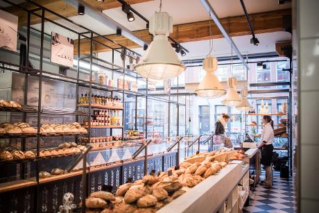 Foto Broodje van eigen deeg in Groningen, Winkelen, Delicatessen & lekkerijen, Snack & tussendoor