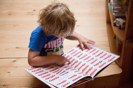 Foto Silvester Jeugdboekhandel in Leiden, Winkelen, Geschenken kopen, Hobbyspullen kopen