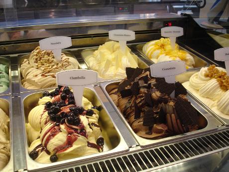 Foto Gelateria Cafè Bar Maxim's in Leiden, Eten & drinken, Delicatessen & lekkerijen