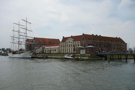 Foto Oostereiland in Hoorn, Zien, Bezienswaardigheden, Buurt, plein, park