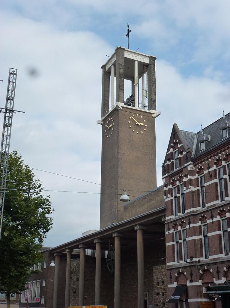 Foto Petrus Canisiuskerk in Nijmegen, Zien, Plek bezichtigen - #1