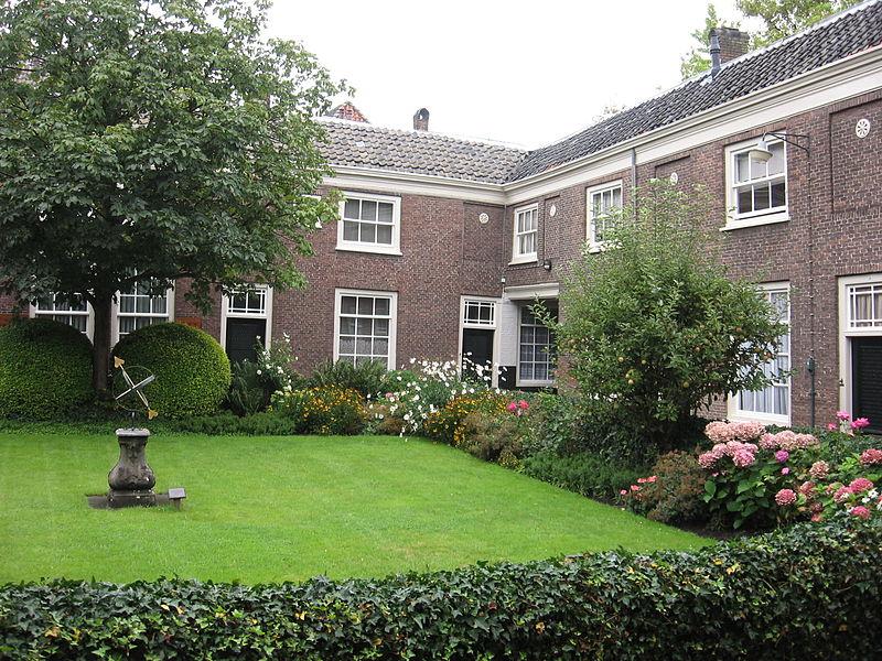 Foto Regenten- en Lenghenhof in Dordrecht, Zien, Bezienswaardigheden - #1