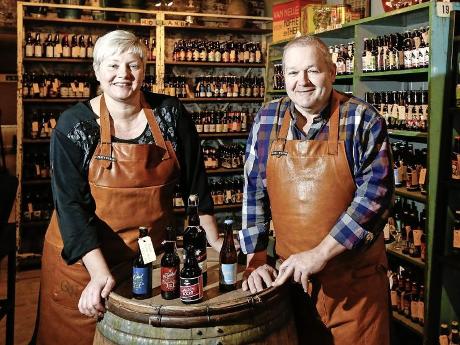 Foto Lokaal OostWest in Hoorn, Winkelen, Lekkernijen kopen, Gezellig borrelen