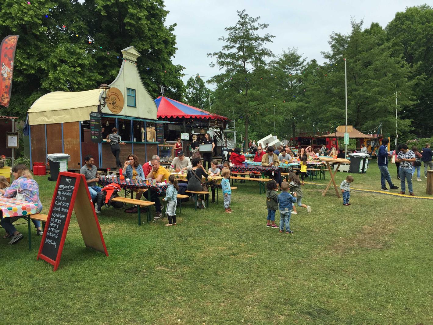 Foto Stadswandelpark in Eindhoven, Zien, Bezienswaardigheden, Buurt, plein, park - #3