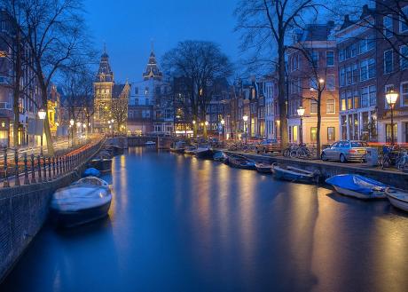 foto stadsgids van winkelstad Amsterdam met tips leuke winkels, lunchrooms, restaurants, cafés, bezienswaardigheden en andere bijzondere plekjes