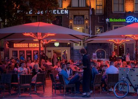 foto stadsgids van winkelstad Groningen met tips leuke winkels, lunchrooms, restaurants, cafés, bezienswaardigheden en andere bijzondere plekjes