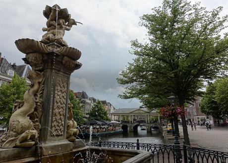 foto stadsgids van winkelstad Leiden met tips leuke winkels, lunchrooms, restaurants, cafés, bezienswaardigheden en andere bijzondere plekjes